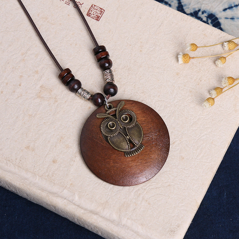 Collier en Bois Noctua