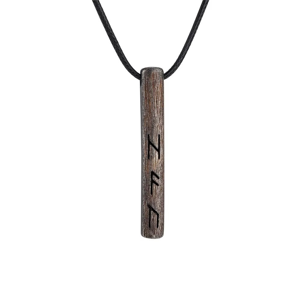 Collar con Runa Vikinga de Nacimiento