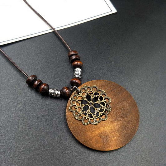 Orion wooden necklace